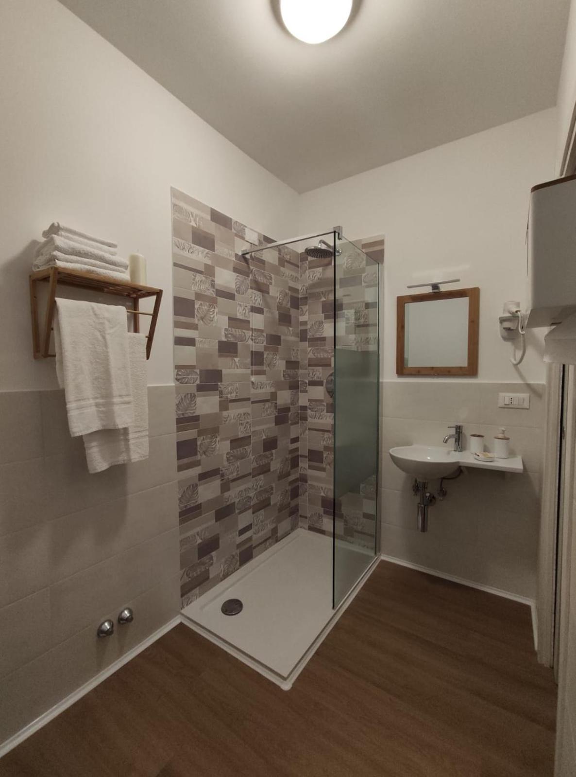 Loremi Rooms Термоли Экстерьер фото